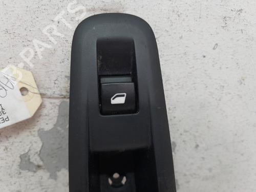 Used Right rear window switch Right rear window switch PEUGEOT 308 II (LB_, LP_, LW_, LH_, L3_) 1.6 BlueHDi 120 (120 hp) 20381407 20381407