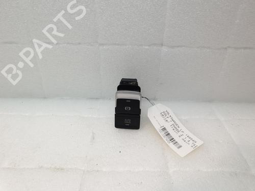 Used Switch Switch VW GOLF VII (5G1, BQ1, BE1, BE2) 1.4 TSI (125 hp) 22990804 22990804