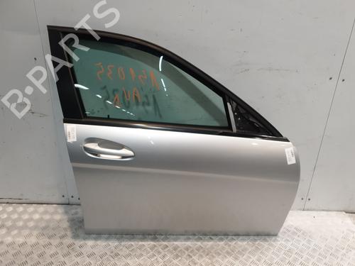 Used Right front door MERCEDES-BENZ C-CLASS (W204) C 200 CDI (204.001) (136 hp) 30536972