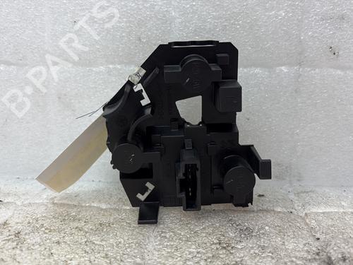 Used Lamp holder Lamp holder PEUGEOT 206 Hatchback (2A/C) [1998-2012] 33308687 33308687