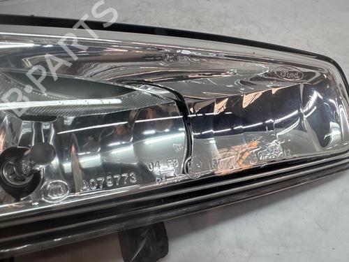Used Right front fog light Right front fog light 38518576 38518576