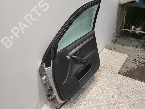 Used Right front door Right front door 36908437 36908437