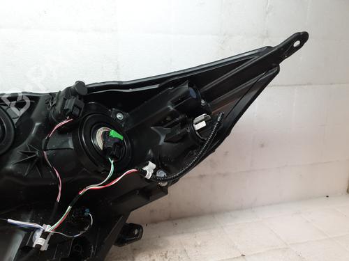 Right headlight TOYOTA AYGO X (_B7_) 1.0 VVT-i (KGB70) | BP29699523C29 