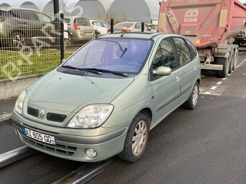 Right front fog light RENAULT SCÉNIC I MPV (JA0/1_, FA0_) 1.9 dCi (JA05, JA1F) | BP20380071C31 
