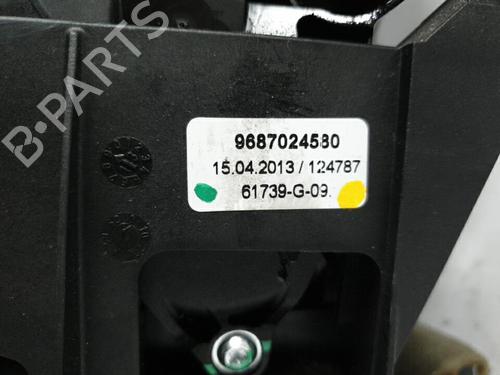 Gear lever PEUGEOT 5008 (0U_, 0E_) 1.6 HDi | BP20375713M90 
