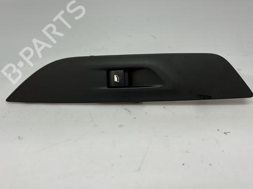 Used Right front window switch Right front window switch PEUGEOT 208 I (CA_, CC_) [2012-2021] 33917066 33917066