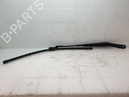Front windshield wiper arm PEUGEOT 2008 II (UD_, US_, UY_, UJ_, UR_, UC_) 1.5 BlueHDI 130 | BP22887423C143 