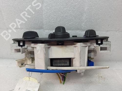 Used Climate control Climate control DACIA SANDERO 1.2 16V (75 hp) 21679827 21679827