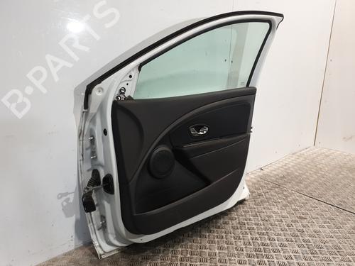Used Right front door Right front door 25612163 25612163