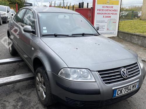 Left headlight VW PASSAT B5.5 (3B3) 1.9 TDI | BP20375650C28 