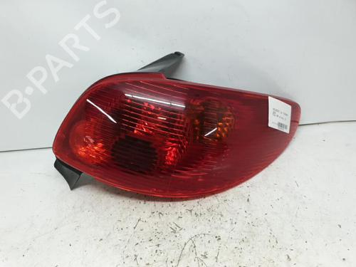 Used Right taillight PEUGEOT 206 Hatchback (2A/C) 1.6 16V (109 hp) 20383951
