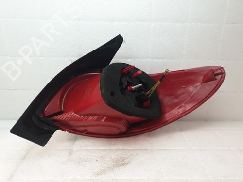 Left taillight PEUGEOT 206+ (2L_, 2M_) 1.4 HDi eco 70 | BP30922776C34