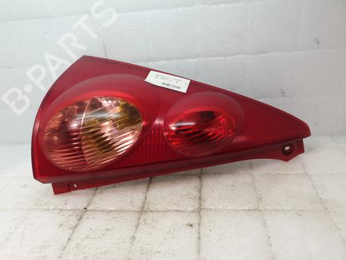 Used Left taillight PEUGEOT 107 (PM_, PN_) 1.0 (68 hp) 25030684