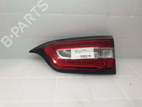 Feu de coffre droit JEEP CHEROKEE (KL) 2.0 CRD (140 hp) 31826730