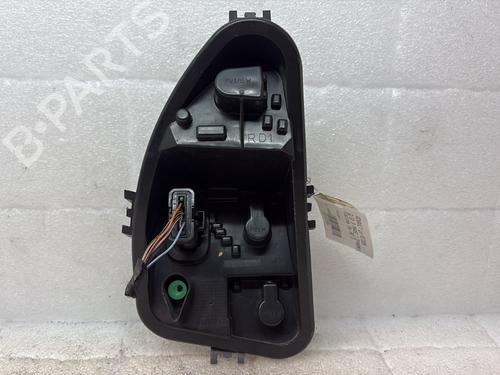 Used Lamp holder Lamp holder RENAULT CLIO III (BR0/1, CR0/1) [2005-2014] 33038907 33038907