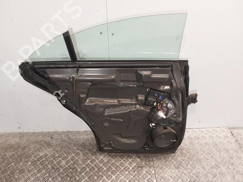 Used Left rear door Left rear door 25150138 25150138