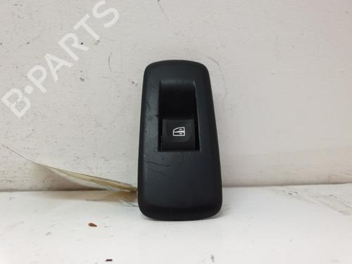 Used Right rear window switch RENAULT LATITUDE (L70_) 2.0 dCi 150 (L70H) (150 hp) 20377785