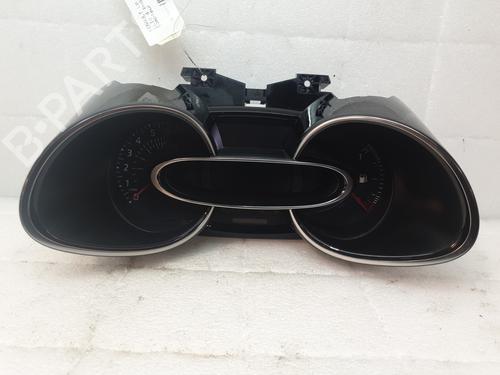 Used Instrument cluster RENAULT CLIO IV (BH_) 1.2 TCe 120 (BHAU) (118 hp) 26564429