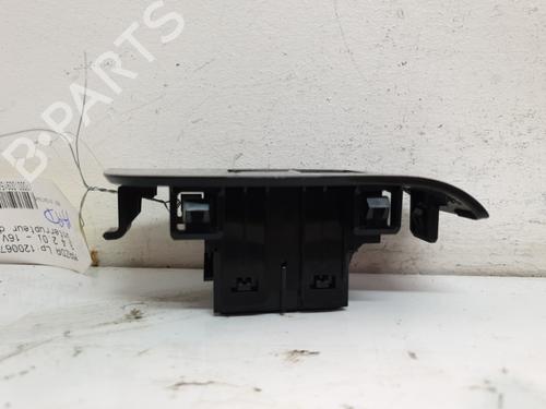 right-rear-window-switch-mazda-3-hatchback-bp-20-skyactiv-g-m-hybrid-bdgf66370-2018-20377796 main image