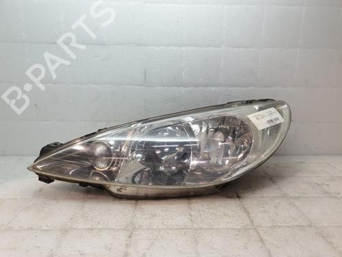 Used Left headlight PEUGEOT 206 CC (2D) 1.6 16V (2DNFUF, 2DNFUR) (109 hp) 25740436