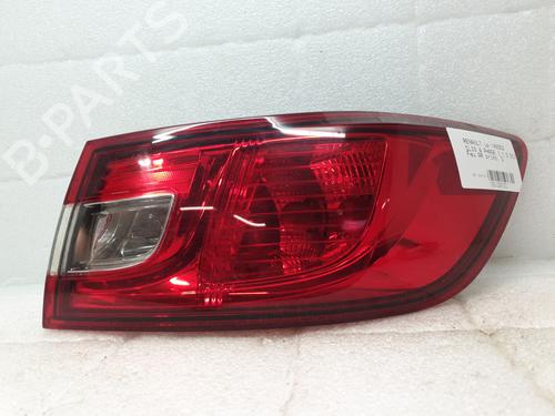 right-taillight-renault-clio-iv-bh_-2012-2013-2014-2015-2016-2017-2018-2019-2020-2021-23781585 main image