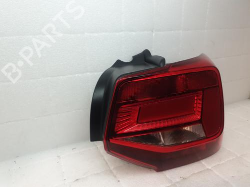 right-taillight-audi-q2-gab-gag-2016-32179884 main image