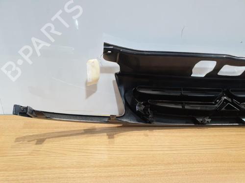 Used Grille CITROËN SAXO (S0, S1) 1.1 X, SX (60 hp) 20382067