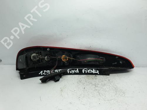 Used Right taillight FORD FIESTA V (JH_, JD_) 1.4 TDCi (68 hp) 20380171