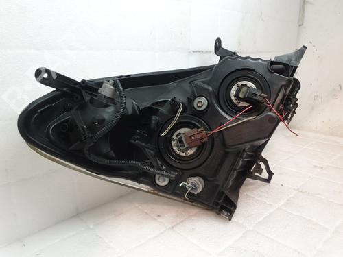 Used Left headlight Left headlight TOYOTA COROLLA Verso (ZER_, ZZE12_, R1_) 2.2 D-4D (AUR10_, AUR10R) (177 hp) 27836618 27836618