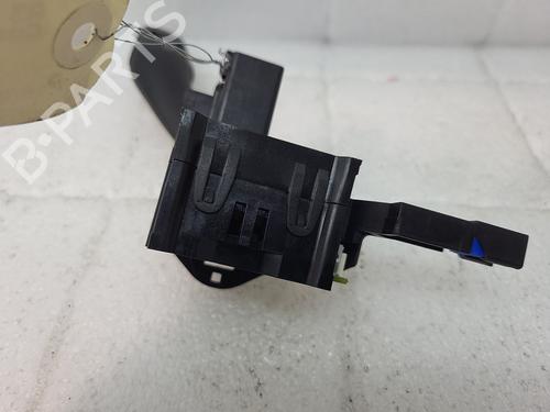 Used Steering column stalk Steering column stalk AUDI A3 Sportback (8PA) 1.6 (102 hp) 21527673 21527673