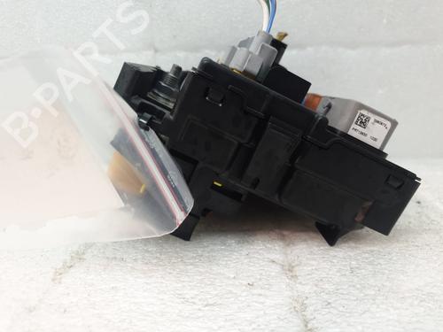 Fuse box TOYOTA YARIS (_P1_) 1.4 D-4D (NLP10_, NLP10R) | BP31376250E1 
