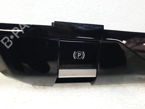 switch-ds-ds-4-ii-fr_-fb_-f3_-puretech-130-98357334xu-2021-21092988 main image