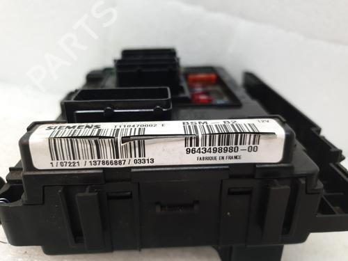 Used Fuse box Fuse box CITROËN BERLINGO / BERLINGO FIRST MPV (MF_, GJK_, GFK_) 2.0 HDI 90 (MFRHY) (90 hp) 24639948 24639948
