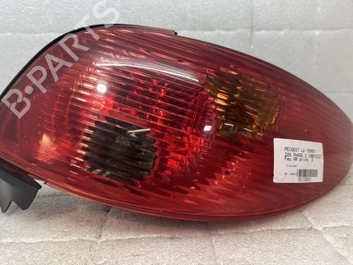right-taillight-peugeot-206-cc-2d-2000-2001-2002-2003-2004-2005-2006-2007-2008-32279539 main image