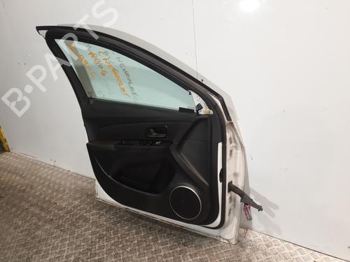 left-front-door-chevrolet-cruze-hatchback-j305-2010-25447504 main image
