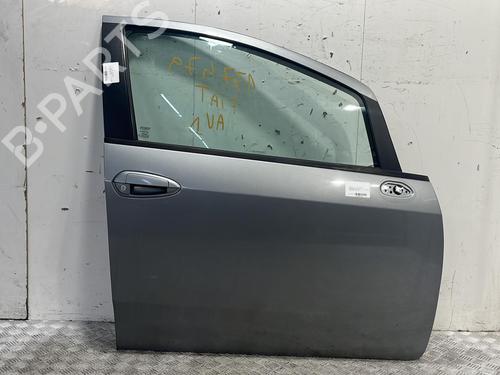 Used Right front door FIAT GRANDE PUNTO (199_) 1.3 D Multijet (75 hp) 20372045