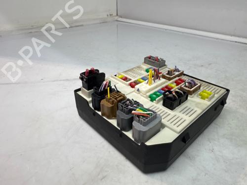 Fuse box RENAULT MEGANE III Hatchback (BZ0/1_, B3_) 1.5 dCi (BZ09, BZ0D, BZ1W, BZ29, BZ14) | BP40493709E1 - Image 5