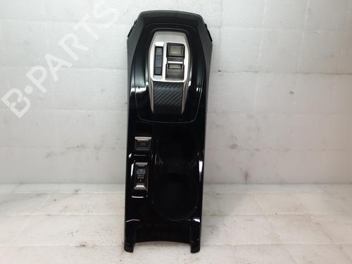 Used Gear lever PEUGEOT 2008 II (UD_, US_, UY_, UJ_, UR_, UC_) 1.2 PureTech 130 (USHNS, URHNS) (130 hp) 27191869