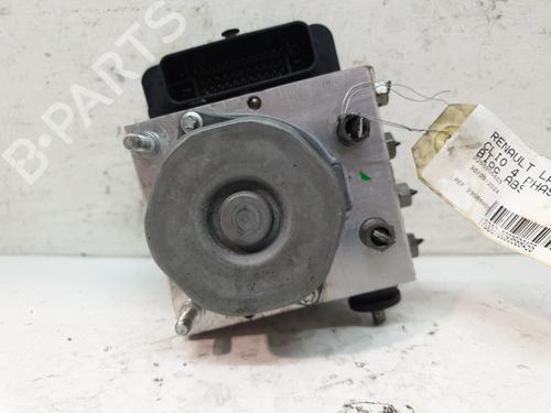Used ABS pump RENAULT CLIO IV (BH_) 1.5 dCi 75 (75 hp) 25268354