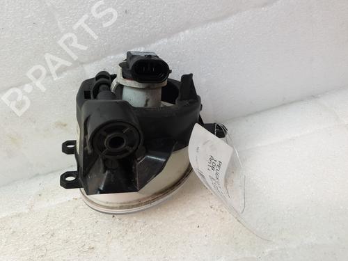 Used Right front fog light Right front fog light PEUGEOT 108 1.2 (82 hp) 24922601 24922601