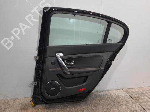 Used Right rear door Right rear door RENAULT LATITUDE (L70_) 2.0 dCi 150 (L70H) (150 hp) 20377823 20377823