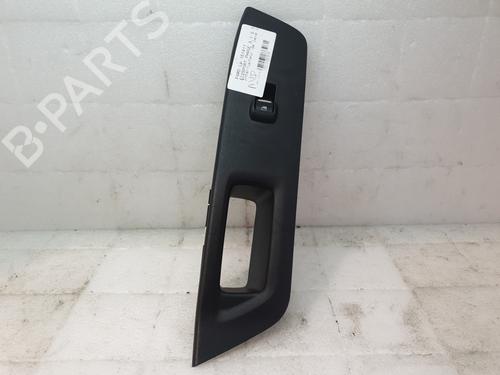 Used Right front window switch Right front window switch FORD ECOSPORT 1.5 TDCi EcoBlue 4x4 (125 hp) 26038072 26038072