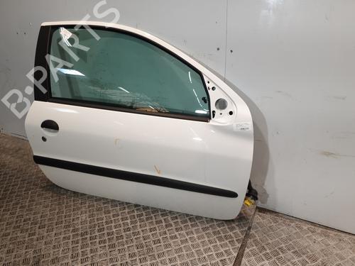 Right front door PEUGEOT 206 Hatchback (2A/C) 1.4 HDi eco 70 | BP27303647C3 