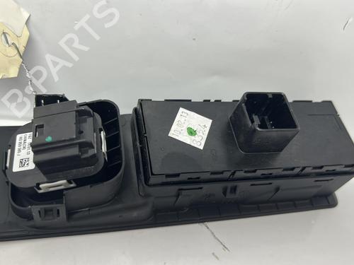 Left front window switch VW PASSAT B7 Variant (365) 2.0 TDI | BP20382584I27 - Image 3