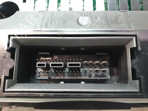 Used Instrument cluster Instrument cluster VW PASSAT B6 (3C2) 1.9 TDI (105 hp) 21527901 21527901