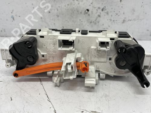 Climate control PEUGEOT 208 I (CA_, CC_) 1.6 BlueHDi 100 | BP20379860I5 