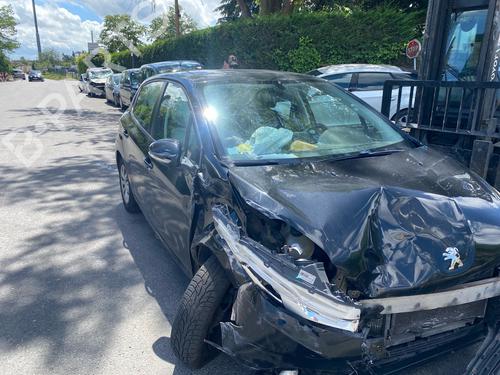 Brukte deler til PEUGEOT 208 I (CA_, CC_) 1.6 BlueHDi 100 4834148