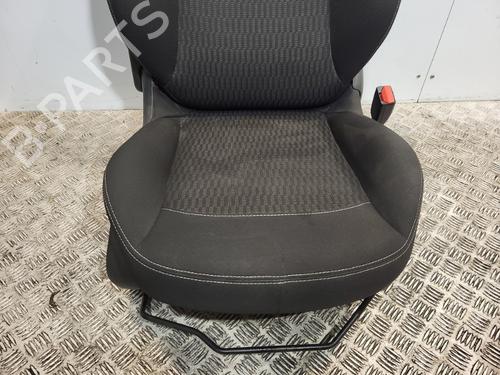 Right front seat PEUGEOT 208 I (CA_, CC_) 1.2 VTI 82 | BP20377688C16 
