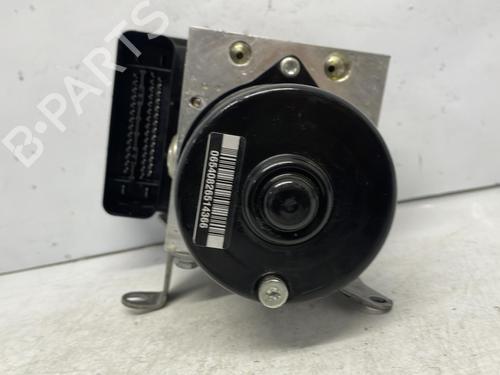 Used ABS pump BMW 3 (F30, F80) 318 d (136 hp) 20379363