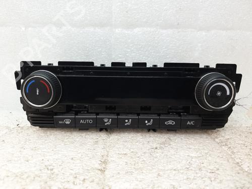 Used Climate control VW POLO V (6R1, 6C1) 1.2 TSI 16V (90 hp) 22357227